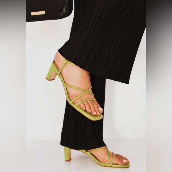 Poppy Barley Harley Heeled Sandal, Cantaloupe, BNWOB, size 9 - Picture 3 of 11